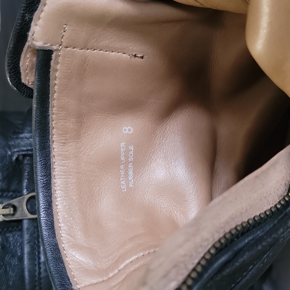 Ugg Elisabeta Moto Boot - Picture 11 of 14